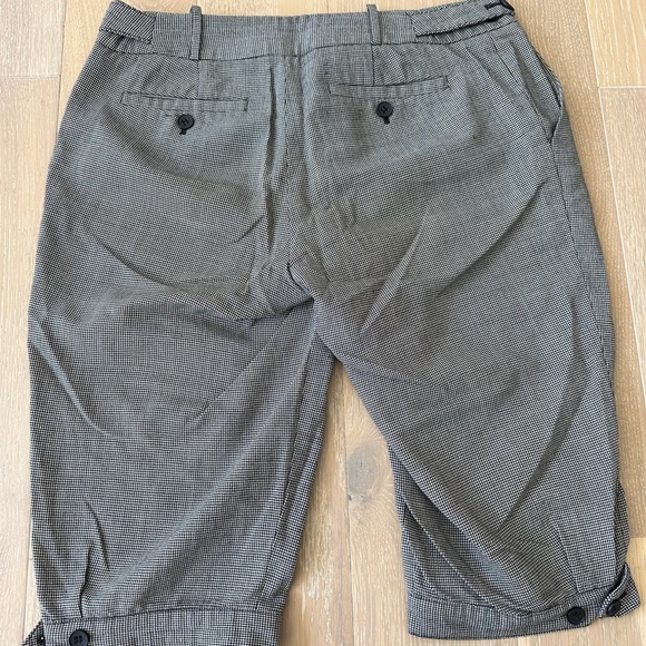 Club Monaco Women’s  Patterned Shorts - Picture 6 of 6